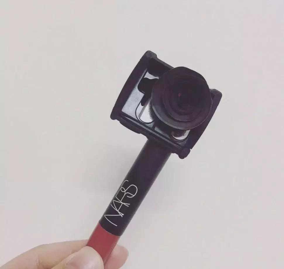 有哪些口红是适合素颜涂的,素颜不化妆适合的口红