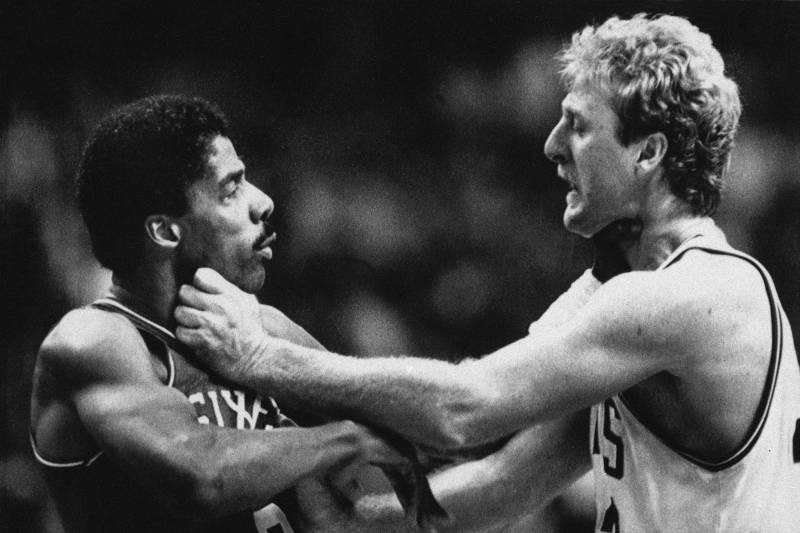 nba历史最厉害的五次冲突,nba奥本山宫殿斗殴事件的全过程