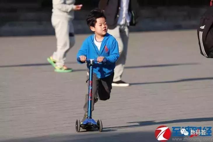 佳能入门级单反eos800d怎么样,佳能800d与尼康800d哪个好