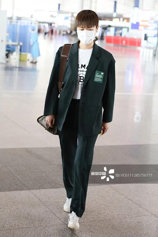 女明星新式国风穿搭,女明星氛围感穿搭私服