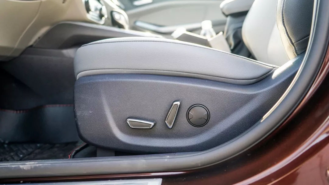 开起来没有异响的车,开起来舒适度也不差