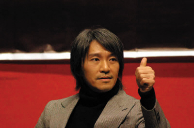 和周星驰吵架的明星,和周星驰公开骂战的明星