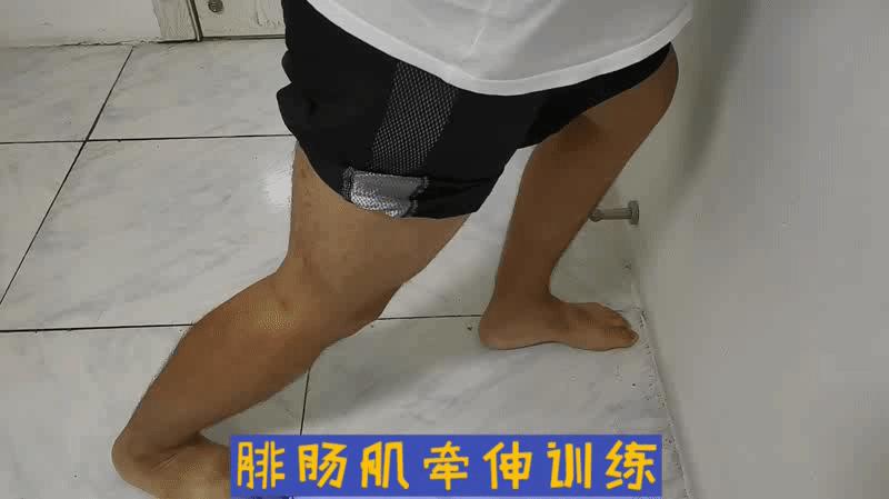 足底筋膜炎足跟痛四个动作,足跟痛足底筋膜炎如何治疗