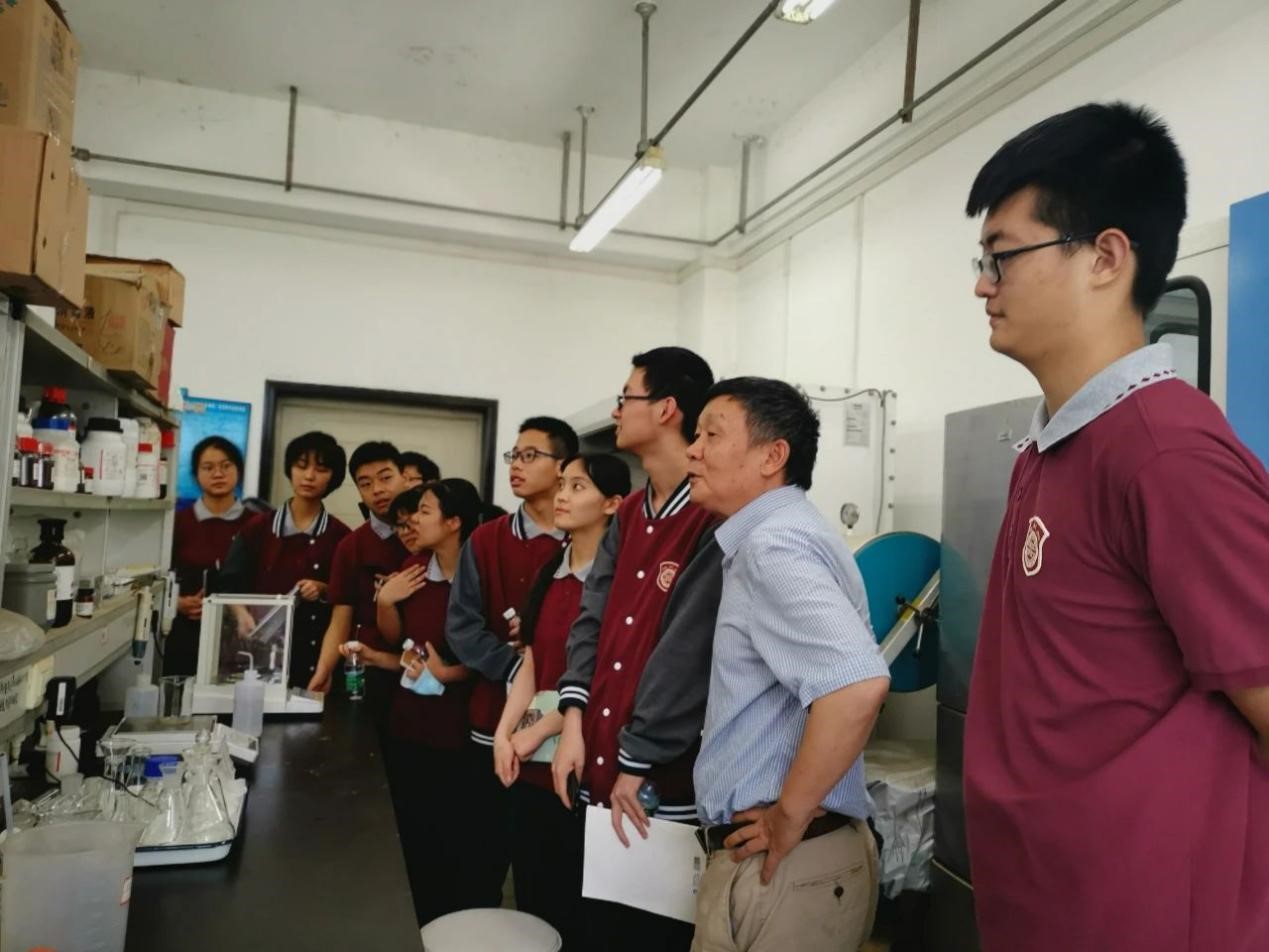 成都市树德协进中学怎么样,成都市树德协进中学校长