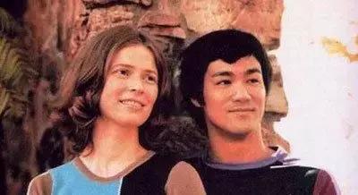 如果他不死,世界会怎样?献给李小龙的文章