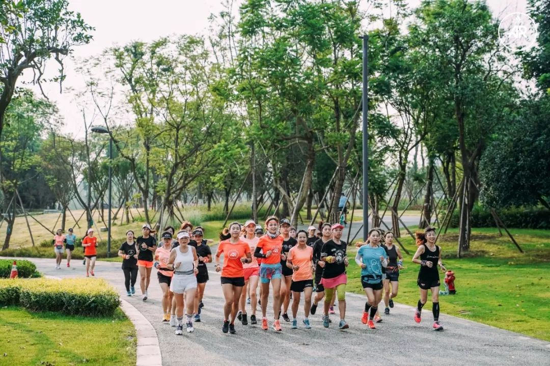 成都绿道被隔开,成都被3条路包围的楼盘