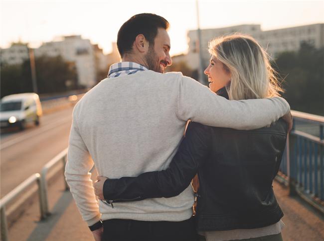 韩安冉为什么老是闪婚闪离,变形计韩安冉结婚原因