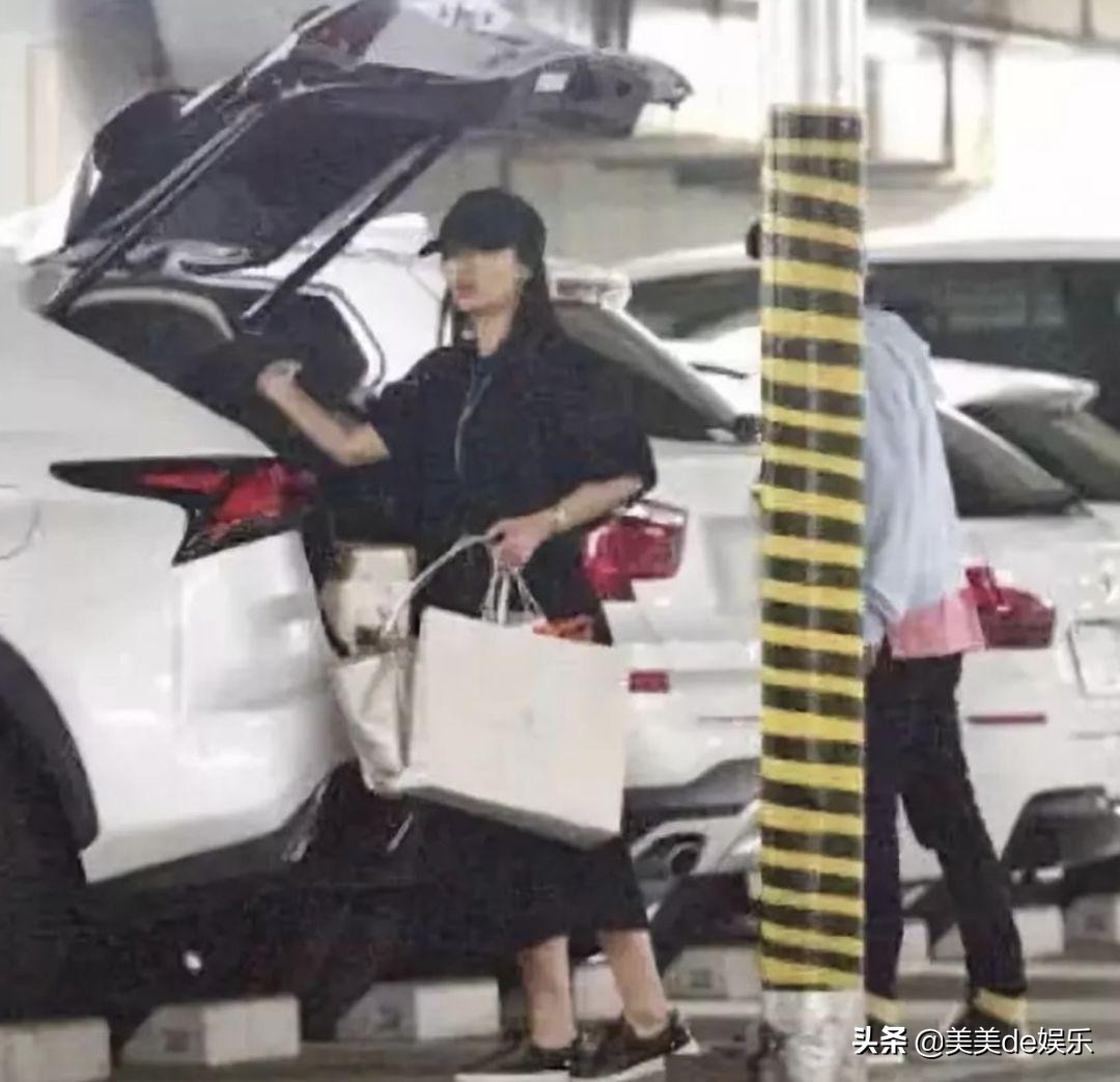 顶流恋情被曝,顶流情侣官宣结婚