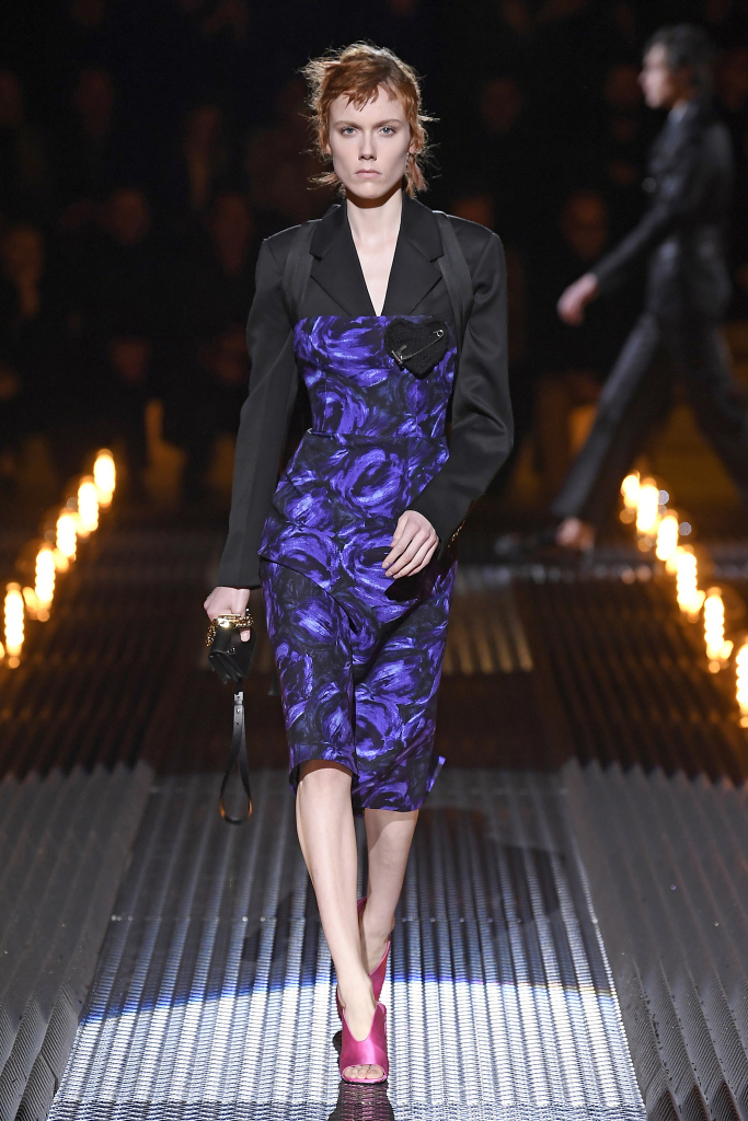 米兰2012秋冬男装周prada专场秀,米兰时装周prada2024