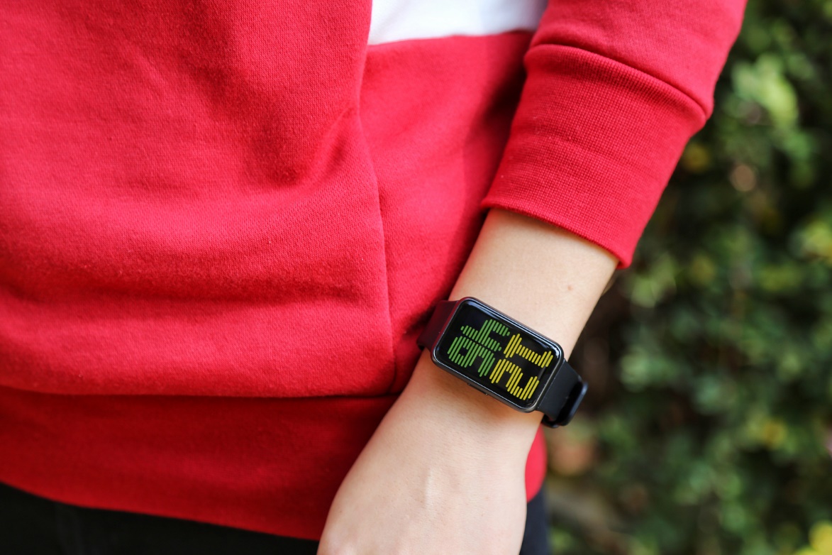 华为watchfit与华为手环6的区别,华为手表watchfit和new的区别