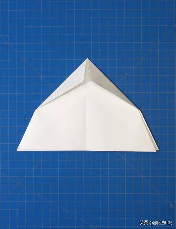 我要折纸飞机怎么折飞得又远又高,6-9岁儿童折纸飞机最简单