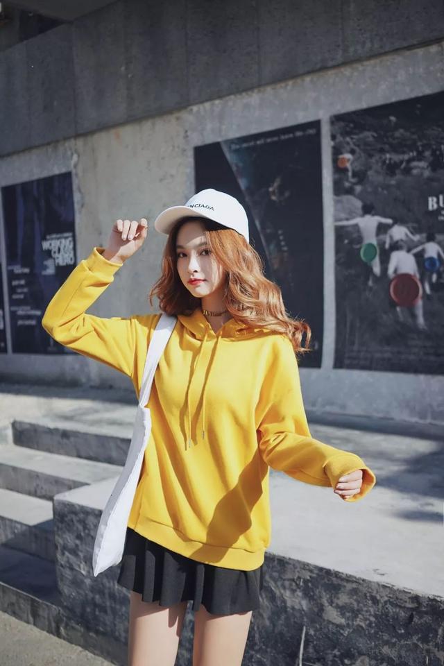 李维斯联名卫衣,李维斯联名小熊卫衣