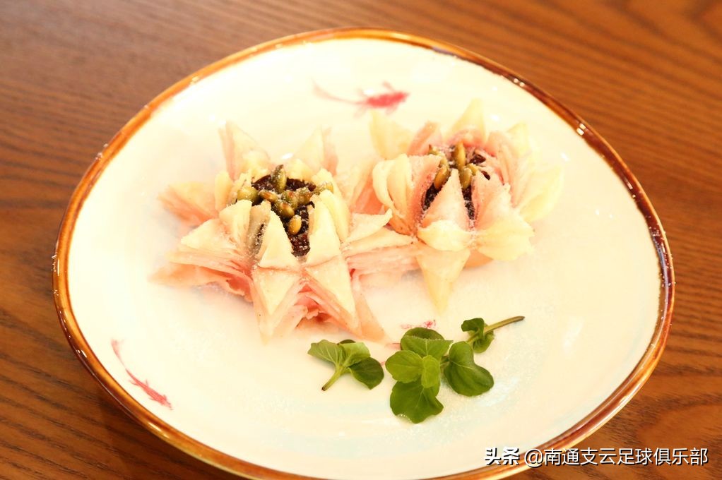 浼戦棽鍚у枬鍜栧暋,浼戦棽鍚х湅鐞冭禌