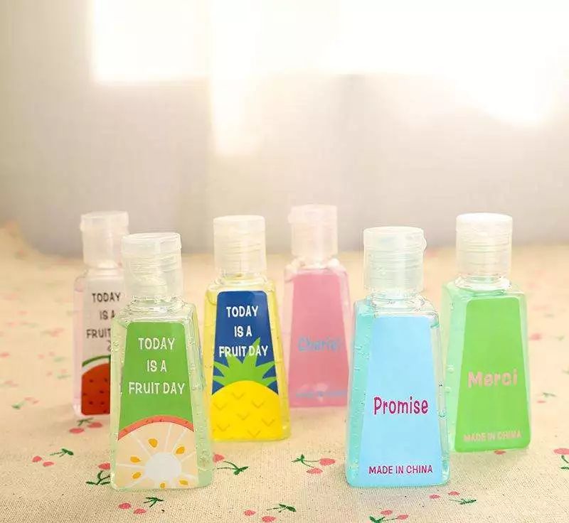 旅行爱好者实用好物排行榜,出去旅行必备好物推荐测评