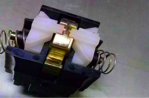 fanuc安全门锁按钮无法关闭,fanuc门锁参数设置