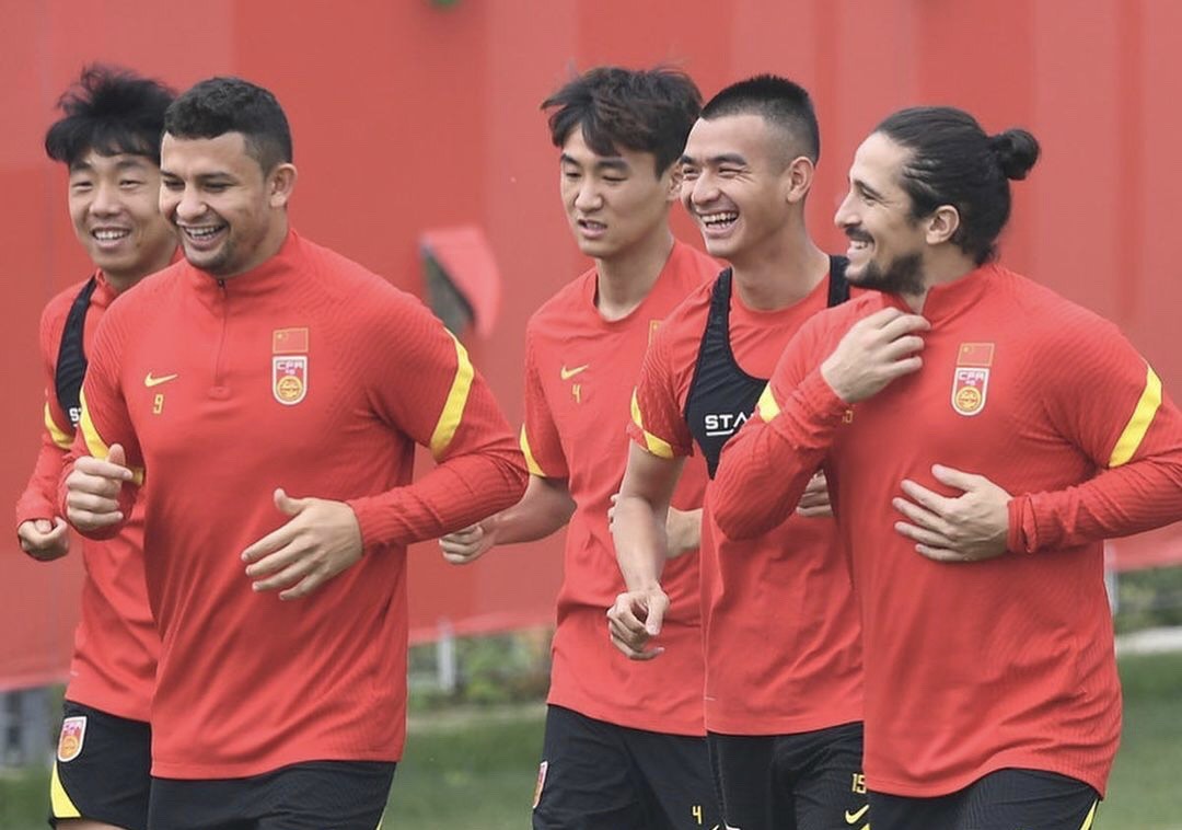 国足对泰国归化球员,国足将迎战越南队还有归化球员吗