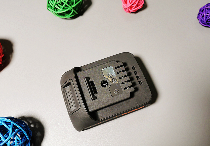 家用打孔用买怎么样的冲击钻呢,家用打孔冲击钻推荐