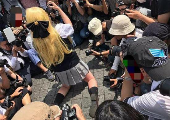 衣服穿越少漫展越热闹二次元怎么就成了搞颜色的代名词