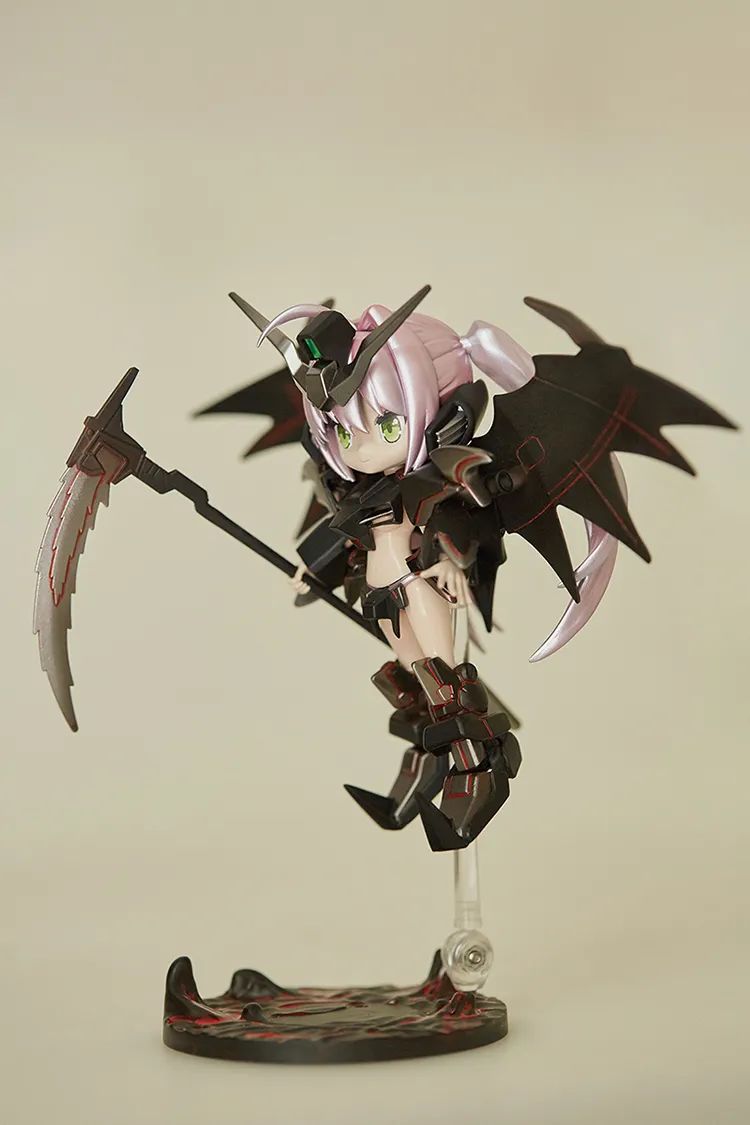 死神海拉机娘,死神手办机娘