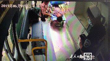 你不要挂我电话用英文怎么说,不要动不动就挂电话