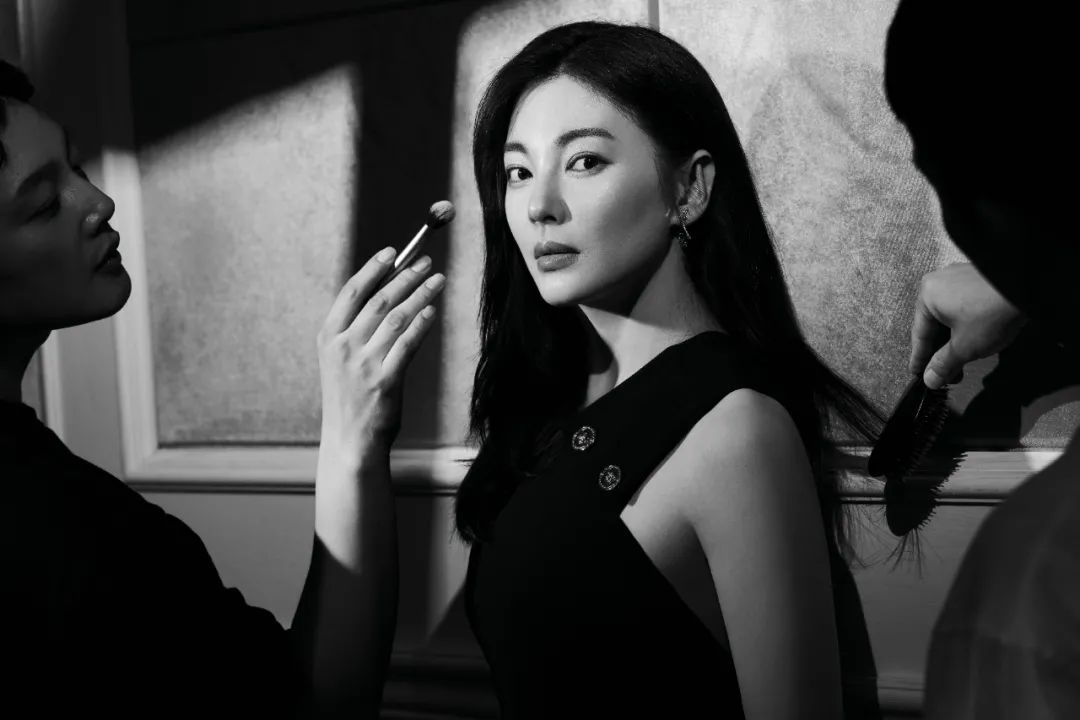 张雨绮:过河入林