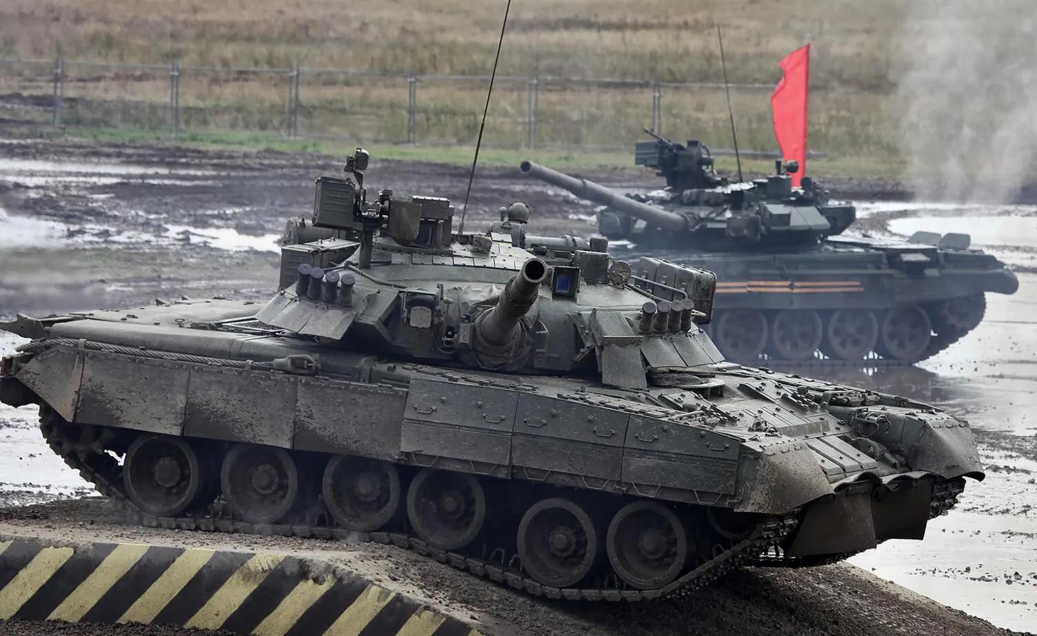 t80坦克侧视图,t80坦克对比m1坦克