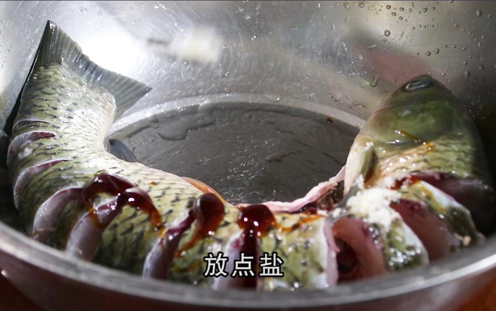 草鱼最好吃的做法全部,草鱼最好吃的做法小视频