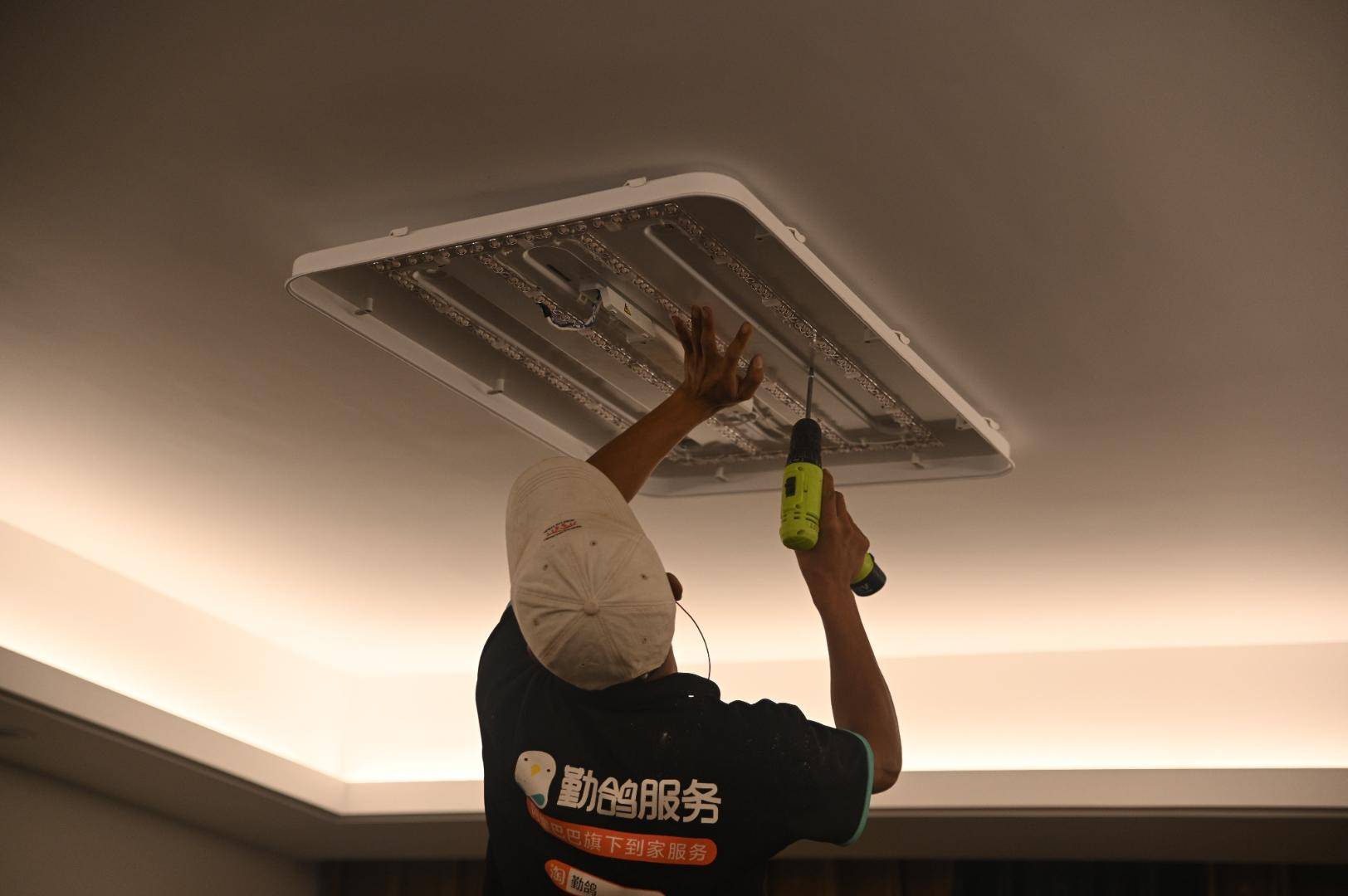 米家智能吸顶灯pro评测,米家智能吸顶灯有必要吗