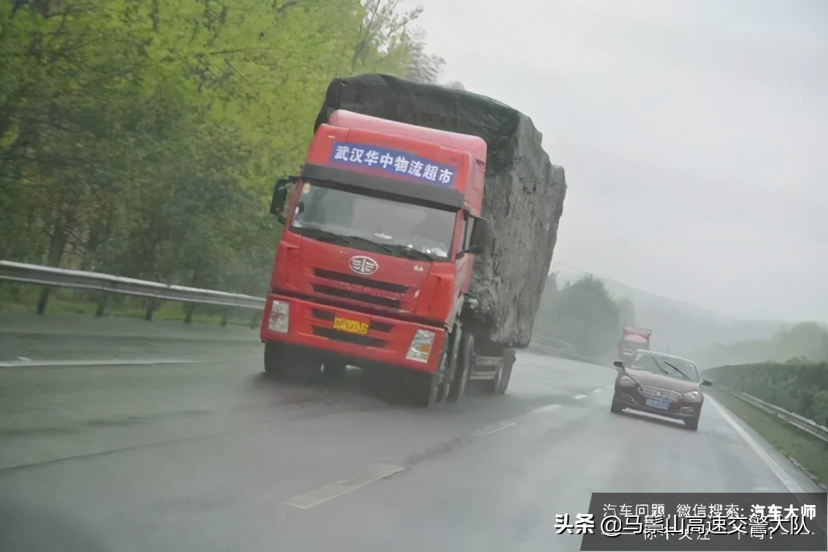 高速开车心里紧张恐惧,高速开车心慌头晕紧张低速没事