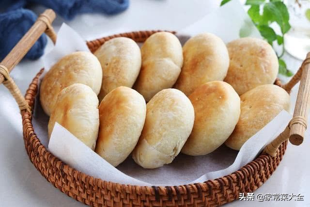 绿豆饼圆的厚的外皮像炸过一样,外皮软糯的绿豆饼10个的做法