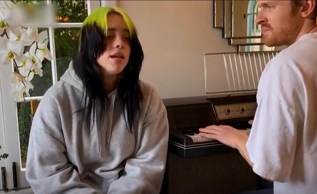 宅家，碧梨与哥哥的轻弹浅唱《Sunny》