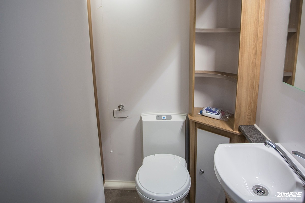 英国百丽d4,发现4拖挂式房车