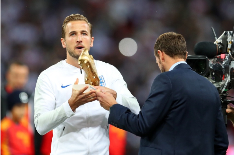 足坛十大侧凌空抽射,足坛十大射门