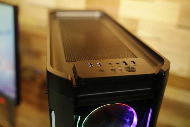 贫穷限制了想像，跑分64万烧包主机扫雷卡不卡？