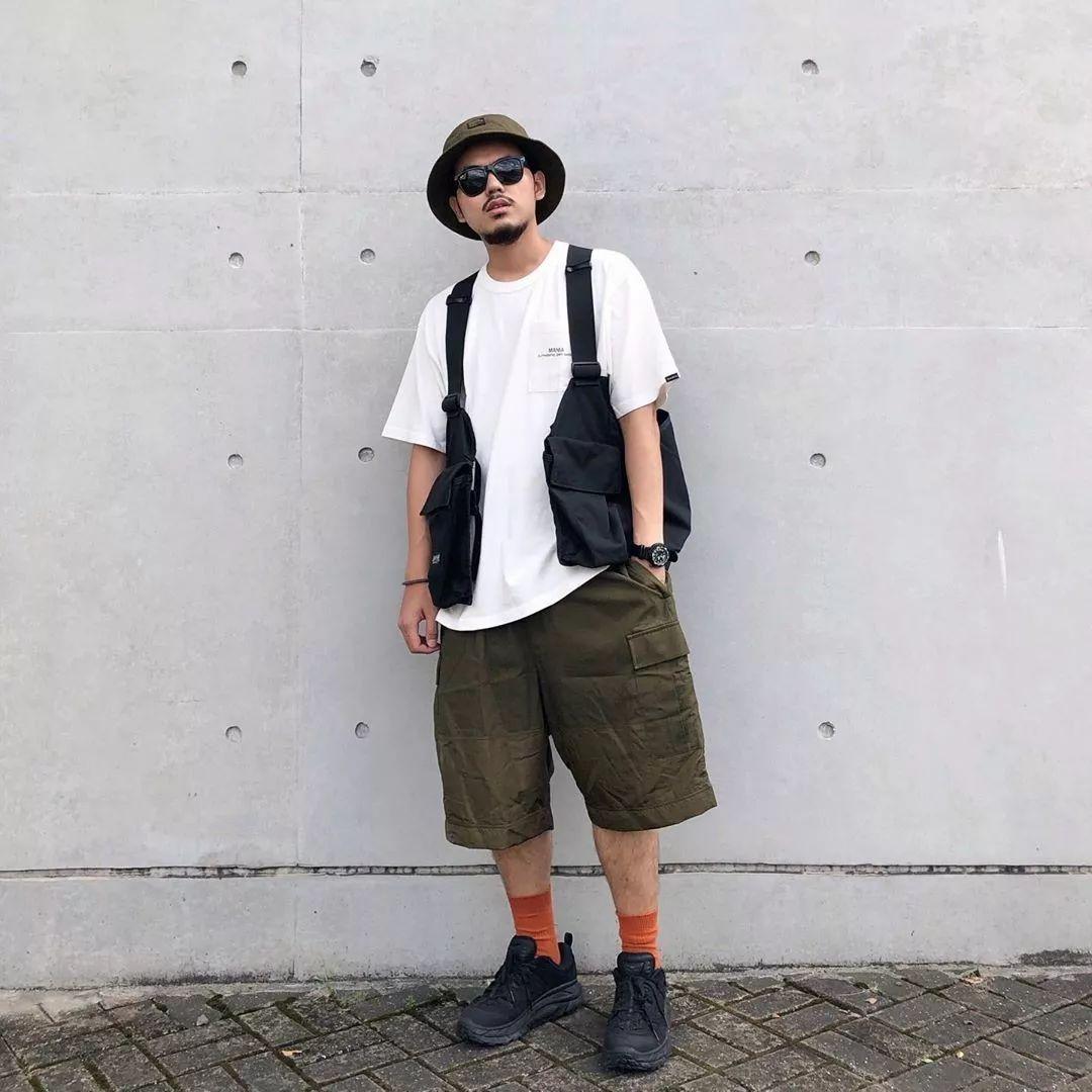 跟风夏日爆款户外风？这样穿又帅又凉快！日本潮店探险