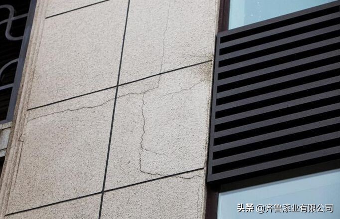 真石漆脱落原因解析,真石漆整块脱落怎么办呢