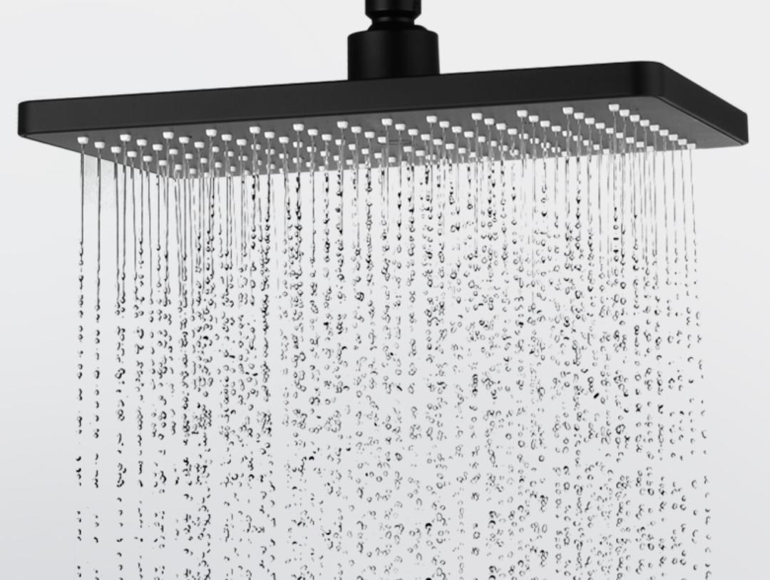 只花100块买的花洒，比依萍借钱那天的雨还大