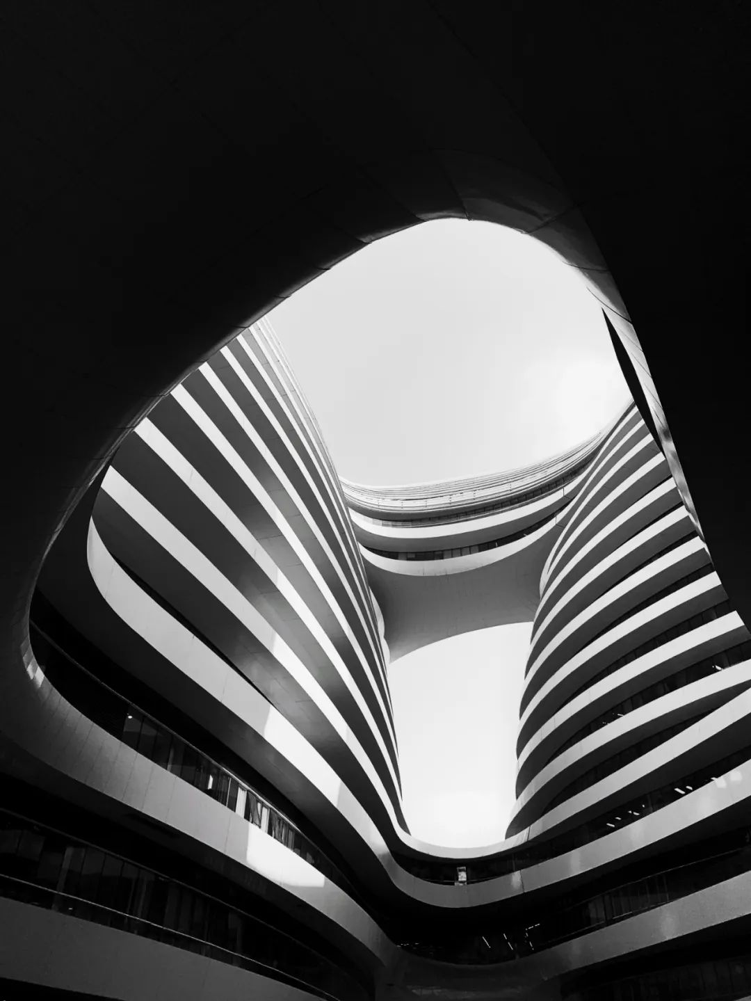 强光时拍照曝光怎么调,华为手机拍照如何调曝光