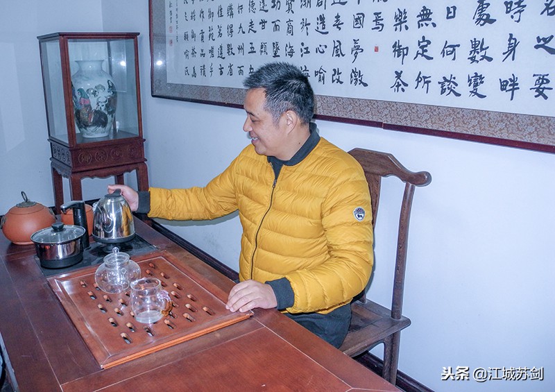 在远隔福鼎千里的大学生创业园，我们见识和品赏了福鼎白茶