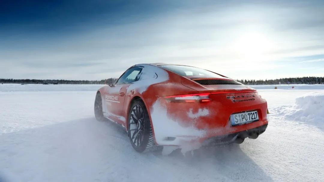 捷豹超豪华品牌沦为二线豪华品牌,捷豹准备重回超豪华品牌