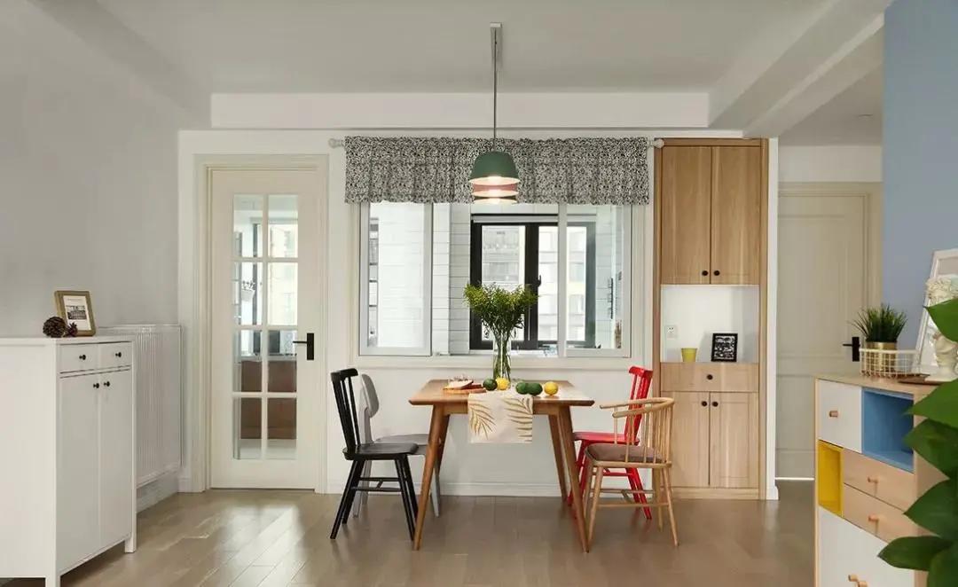 餐厅太小怎么设计节省地方,餐厅小了怎么设计卡座