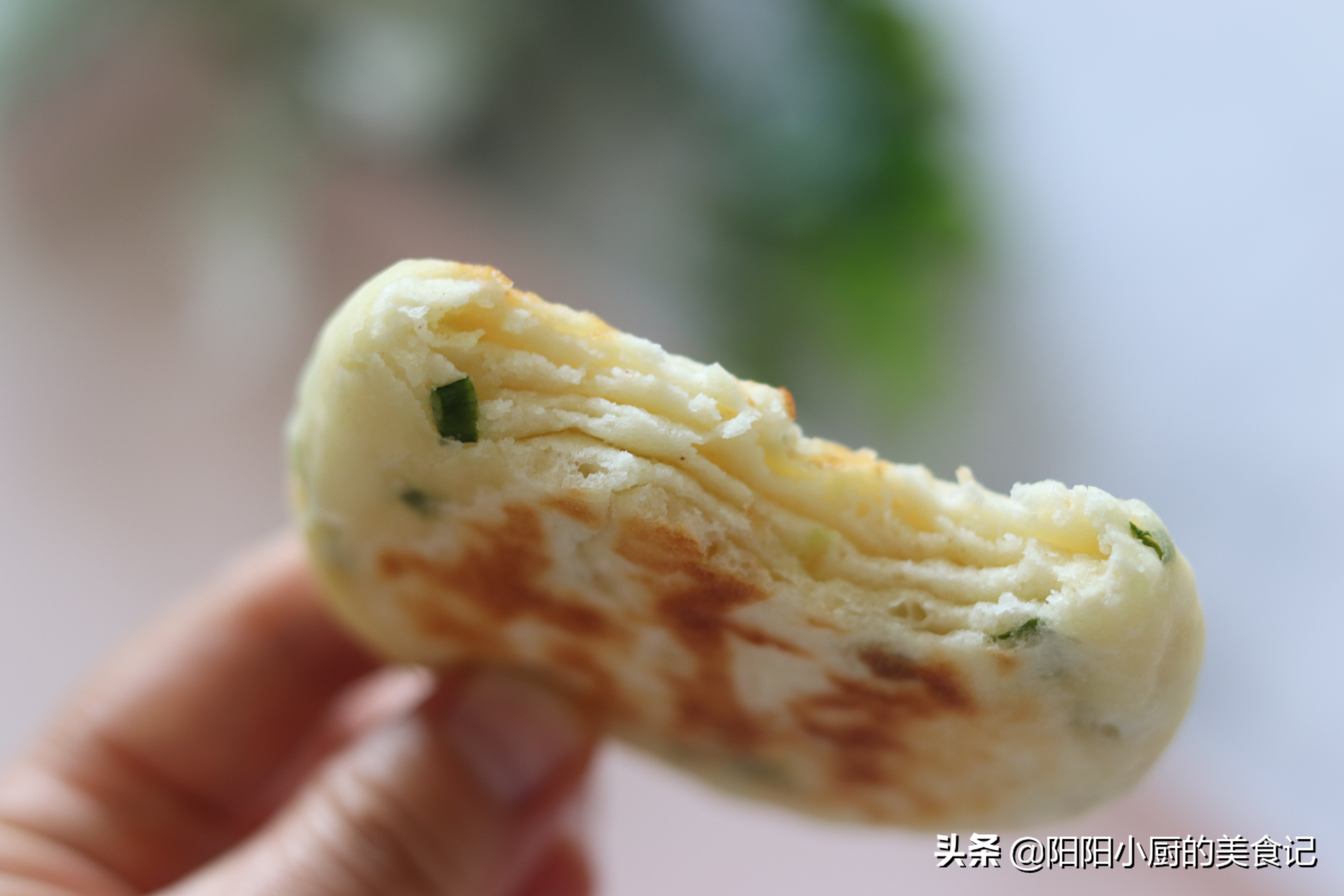 葱油千层饼制作方法,葱油千层饼做法微波炉