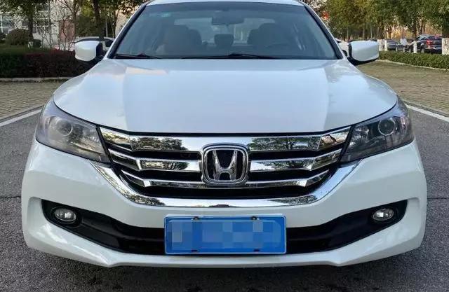 二手本田雅阁6万左右19年,本田雅阁1.5t高速动力体验