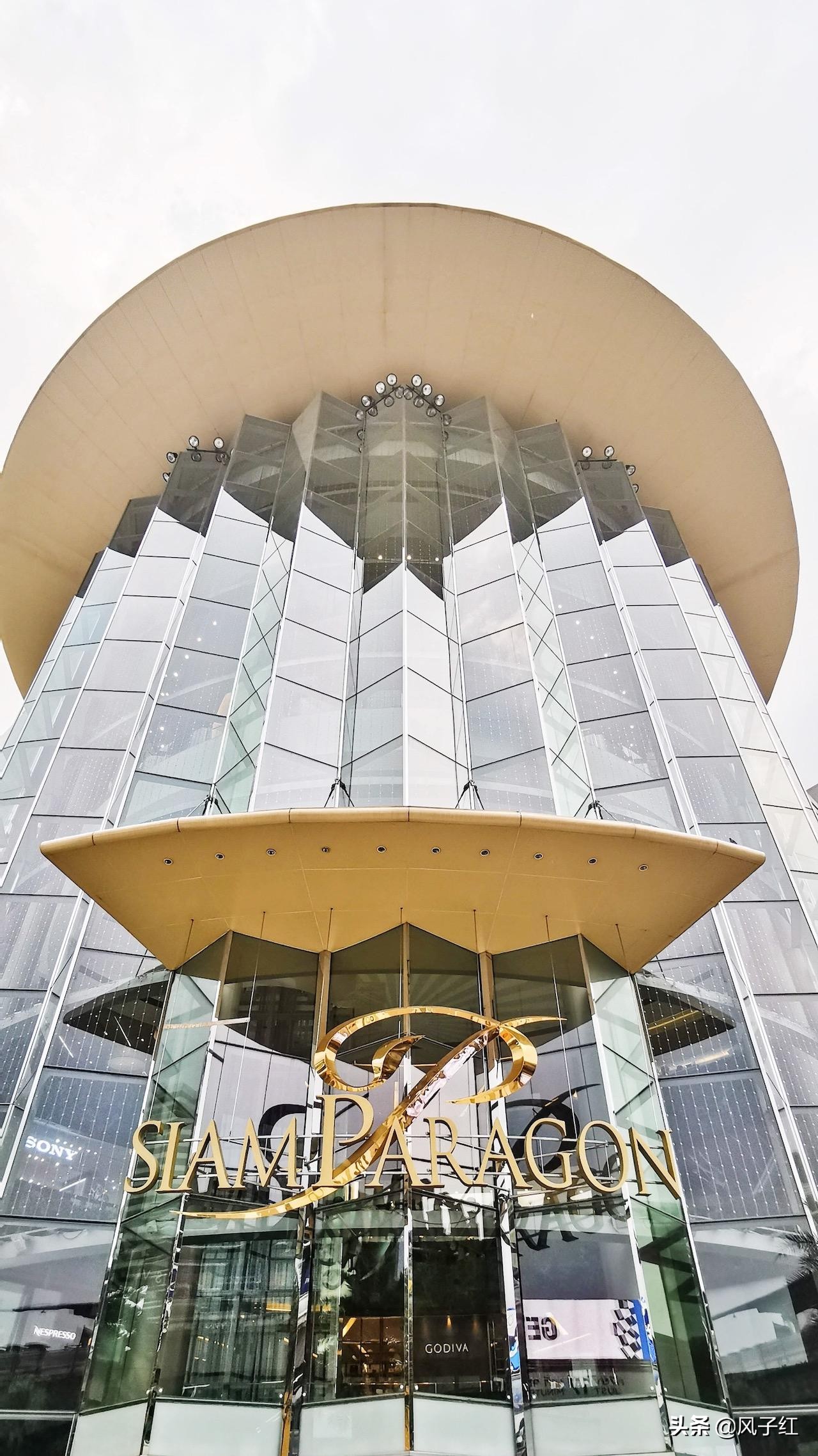 曼谷iconsiam商场怎么退税,泰国曼谷免税店购物退税