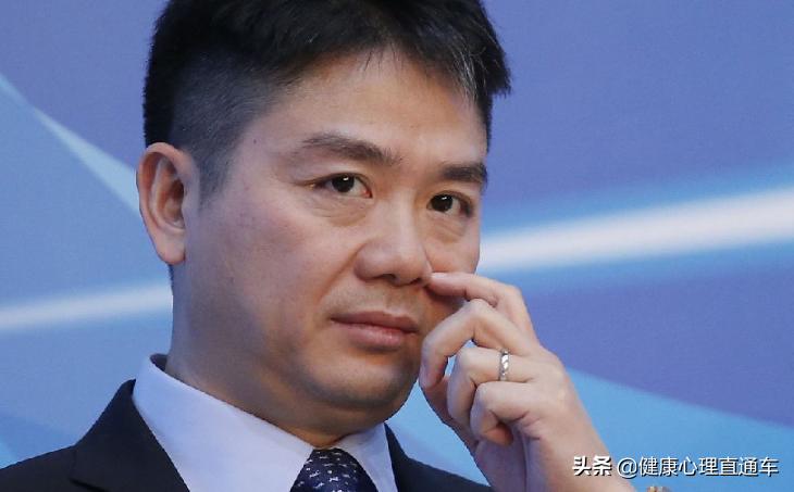 一夜白头可能吗？可能是缺少维生素，教你如何白发变黑发