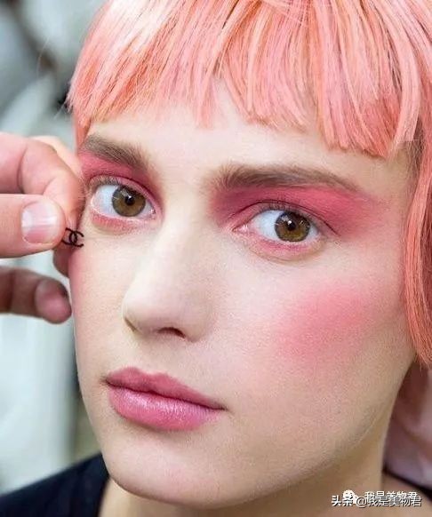 专业彩妆师化妆技巧视频教学大全,专业彩妆师的平价好物