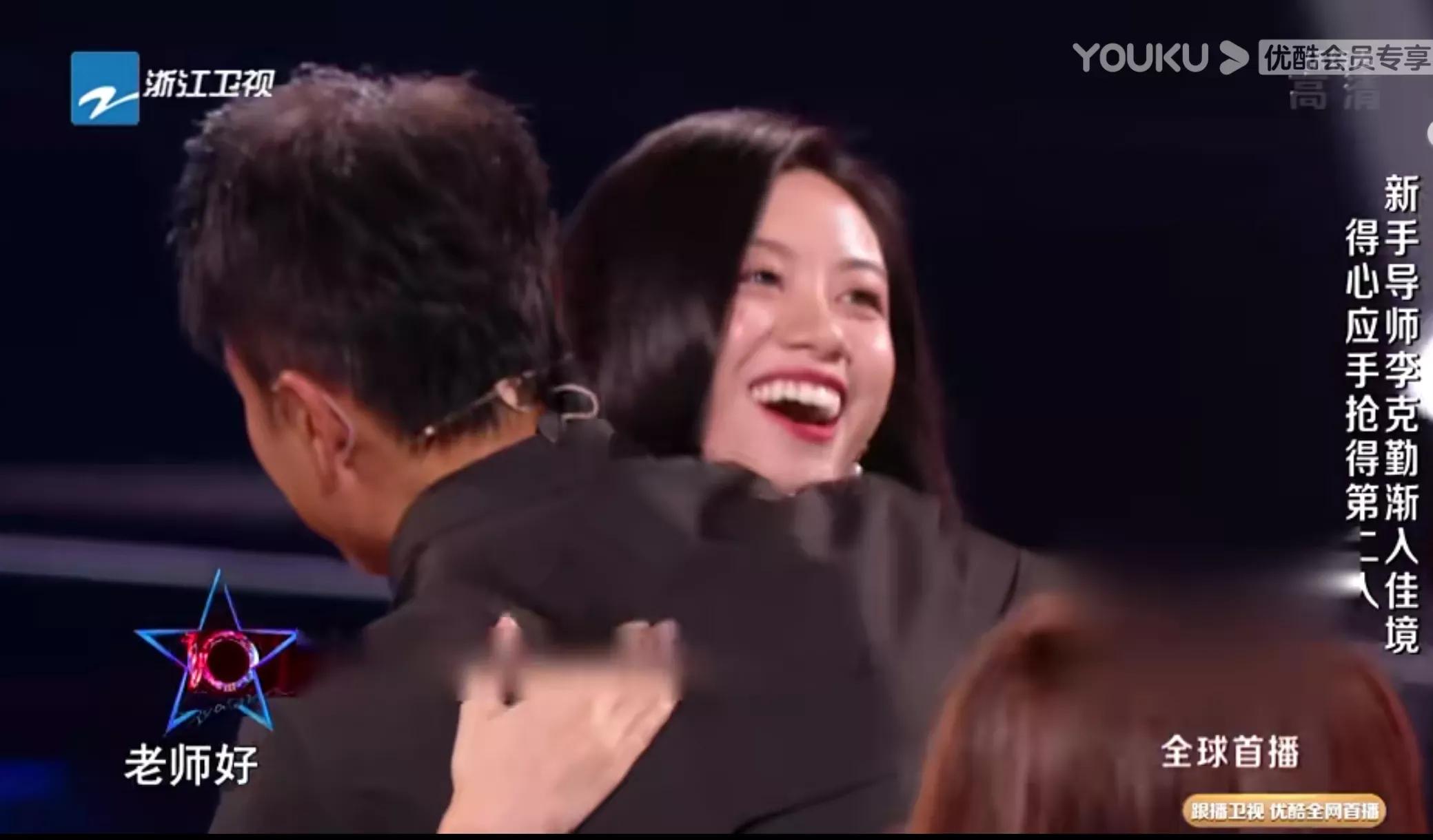 好声音粤语香港女歌手,好声音年轻女孩唱港风歌曲