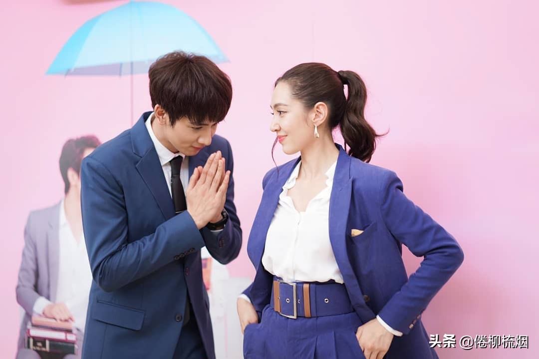 泰星bella整过容吗,泰星bella与月亮