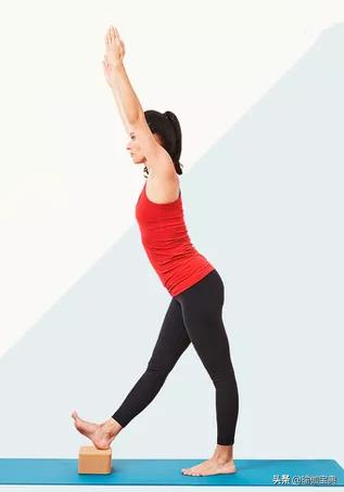 腿伸不直哪些瑜伽动作可以拉伸,腿筋拉伸怎么系统训练