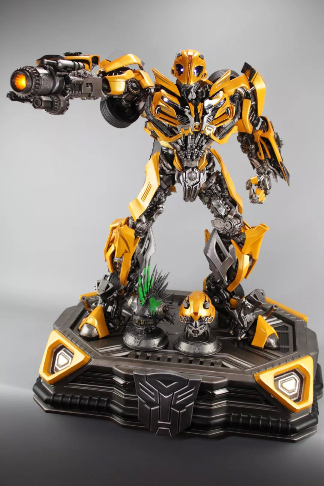 开箱价值1万的新年礼物,10000元以上的大黄蜂模型